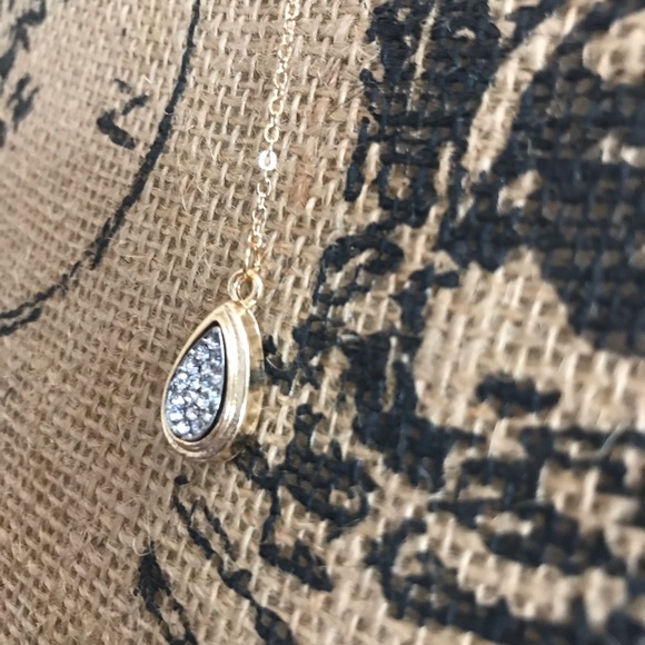 New York & Co Gold Teardrop and Crystals Choker - Picture 3 of 3